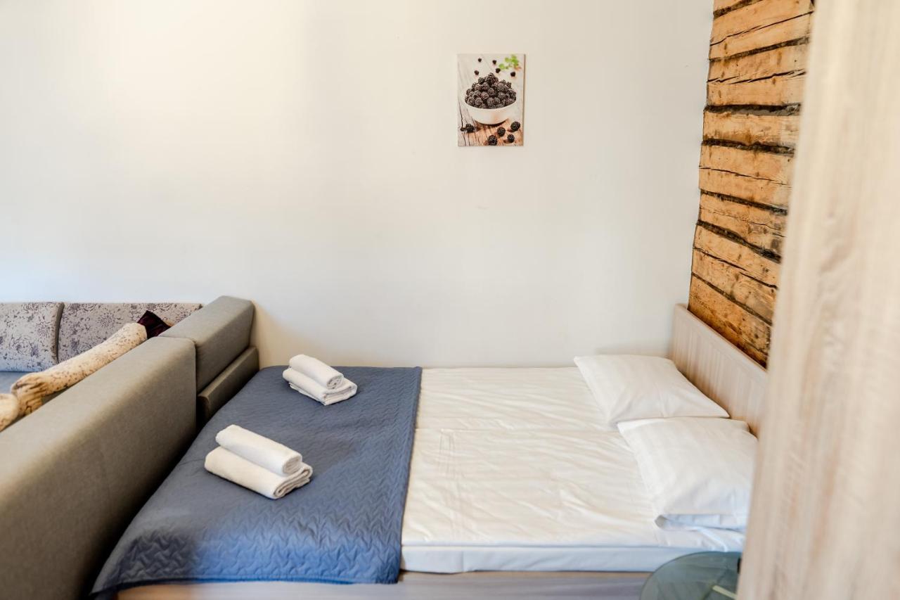 Contact Free Apartments With Free Parking Tallinn Kültér fotó