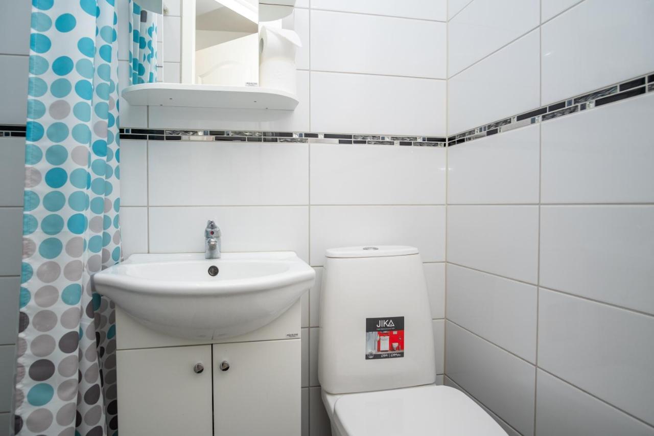 Contact Free Apartments With Free Parking Tallinn Kültér fotó